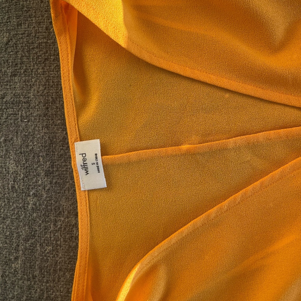 Wilfred Crop Top - Picture 2 of 2